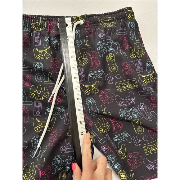 Lucowee Boys Large Swim Shorts Trunks Video Game Controllers Beach Surf Resort - Picture 6 of 7